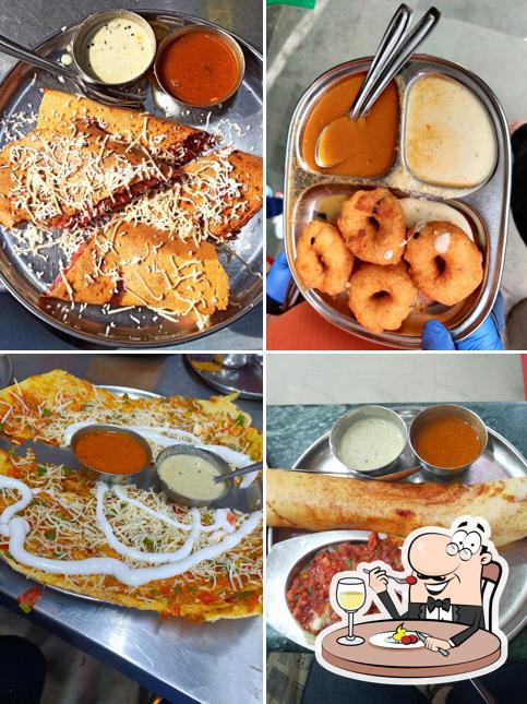 Food at Tirupati Dosa Center