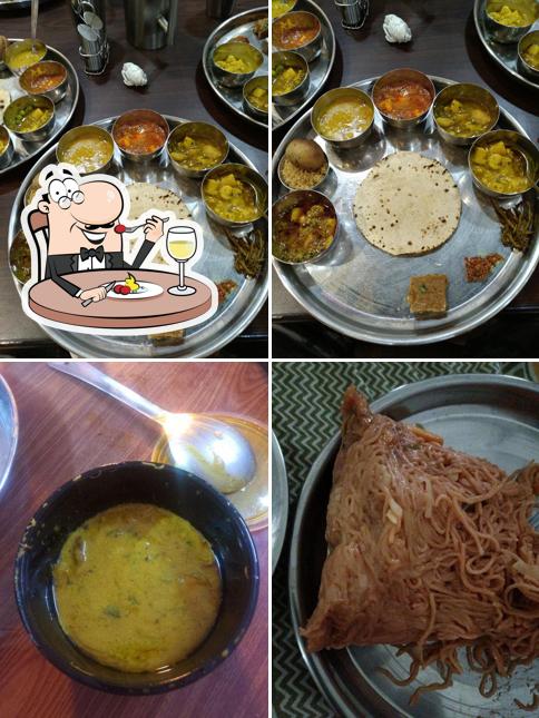 Food at Rajasthani Rasoi