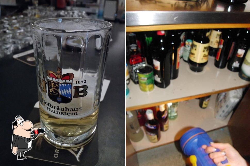 Prenditi un drink a Al Capriccio