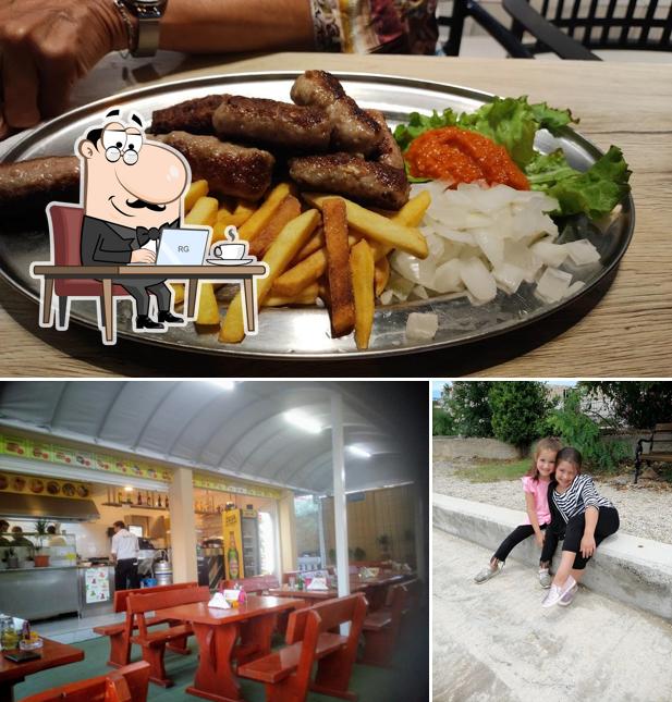 La foto della interni e cibo di Fast Food Index