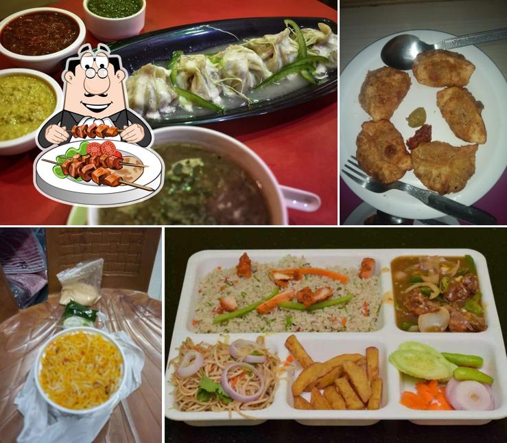 Food at QUEEN'S RESTAURANT