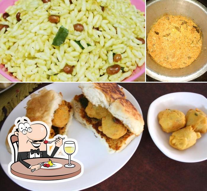Food at labbaik Hotel लब्बेक हॉटेल