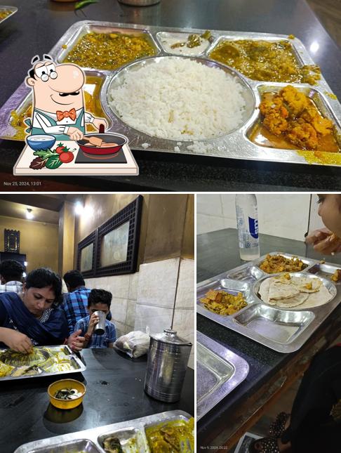 Chicken curry at Maa Bhagabati Bhojanalaya (pure veg no onion no garlic)