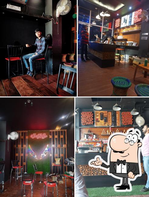 Check out how Chai Sutta Bar looks inside