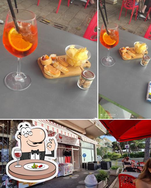 La immagine di cibo e interni da Mezzo Cocktail