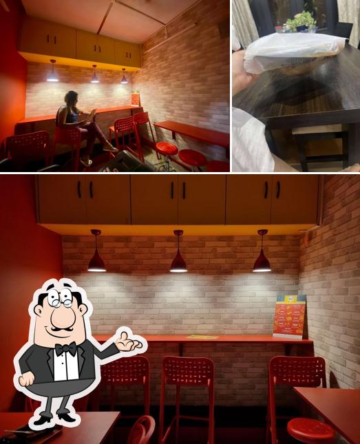 The interior of Nom Nom Ja, Chenikuthi