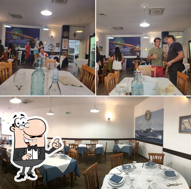 Gli interni di Taverna a Prua Mare