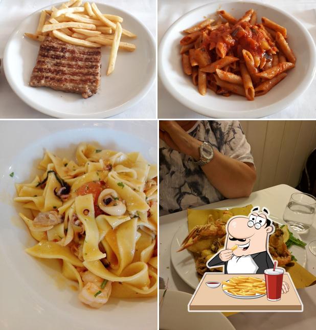 Ordina un piatto di chips a Ristorante Pizzeria Cafe' Mania
