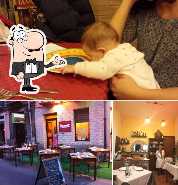 Gli interni di Trattoria La Damigiana