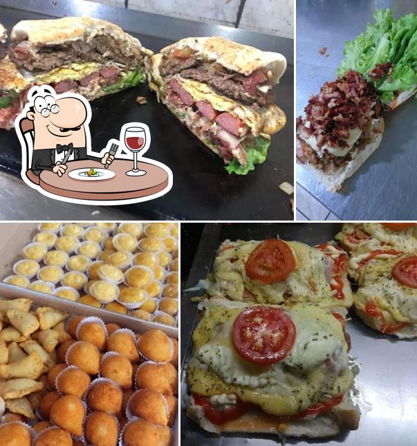 Adriana Lanches
