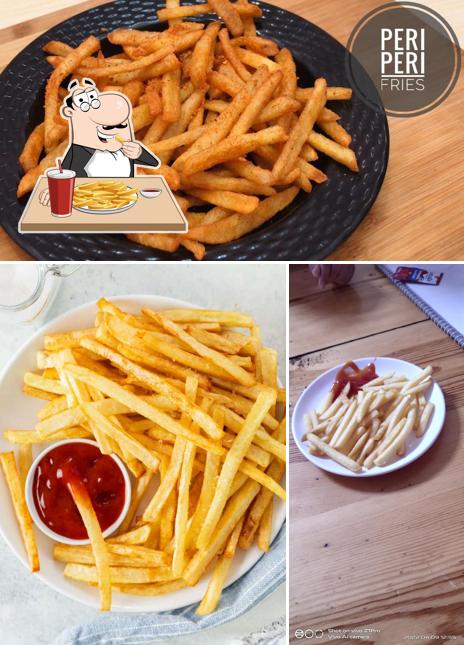 French fries at FOODIE'Z