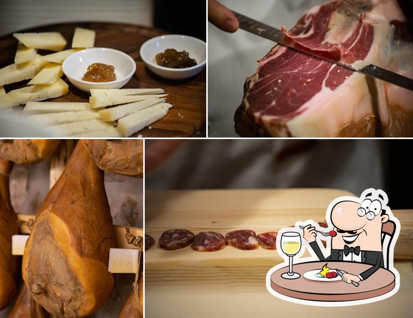 Prosciutto crudo al La Prosciutteria Pietraroja