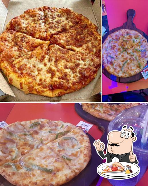 Get pizza at Oscan Pizza - Best Pizza Restaurant in Boring Road, Patna