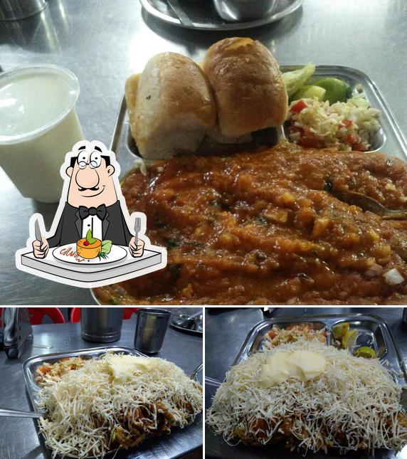 Food at SHIV SHAKTI BHAJIPAV PULAV