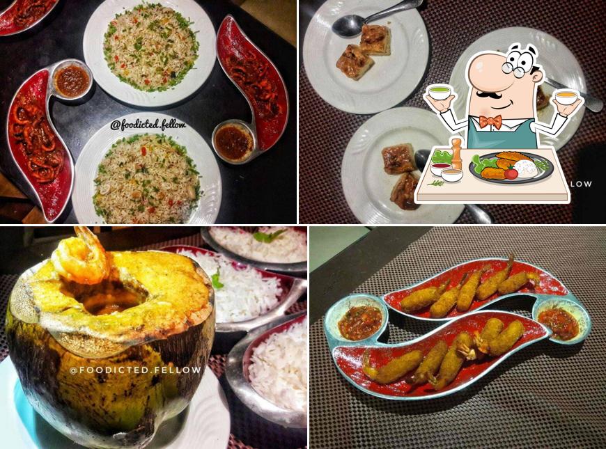 Food at 100mt.Parkstreet Banquet