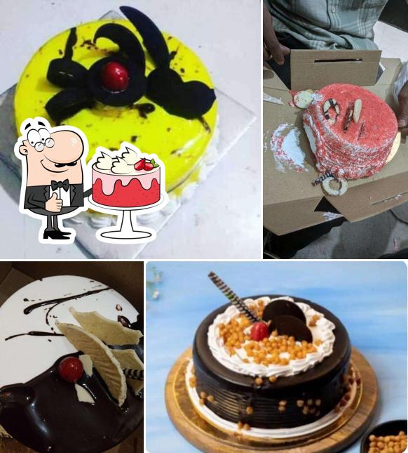 Red velvet cake at Cake Divine