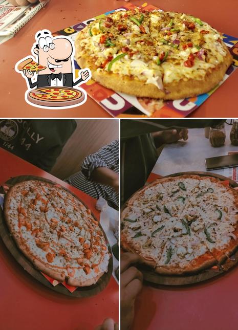 At Chicago Pizza Bettiah Best Pizza in Bettiah, you can order pizza