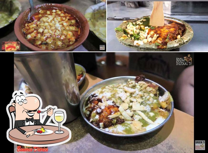Meals at Kashi Chat Bhandar