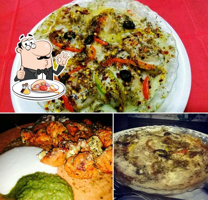 Try out pizza at Old Nainital Momos