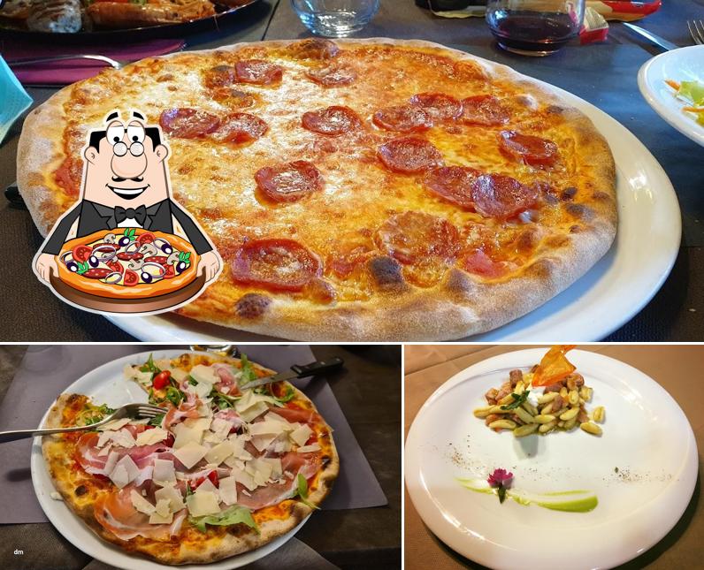 Prova una pizza a Pizzeria Ristorante Al Ponte Levatoio
