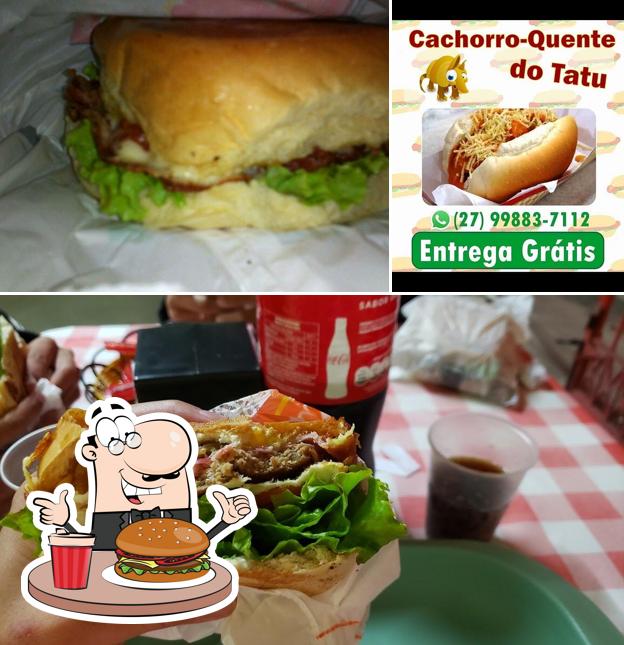 Peça um hambúrguer no Tatu Lanches 2