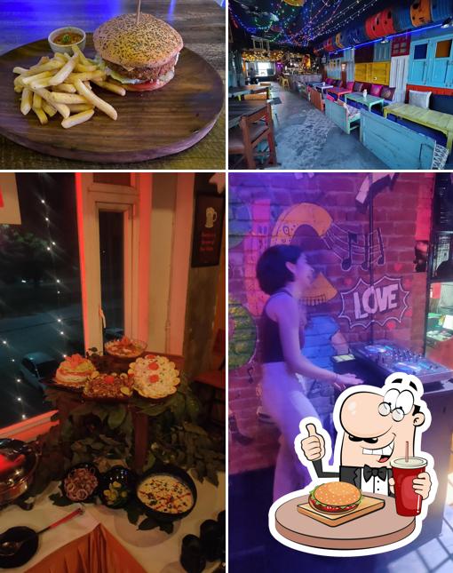 SCRAPLAND Loungebar and Cafe'’s burgers will suit a variety of tastes
