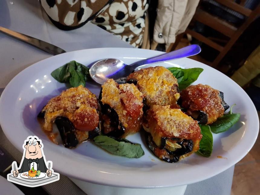 Platti al Pizzeria La Spiripizza