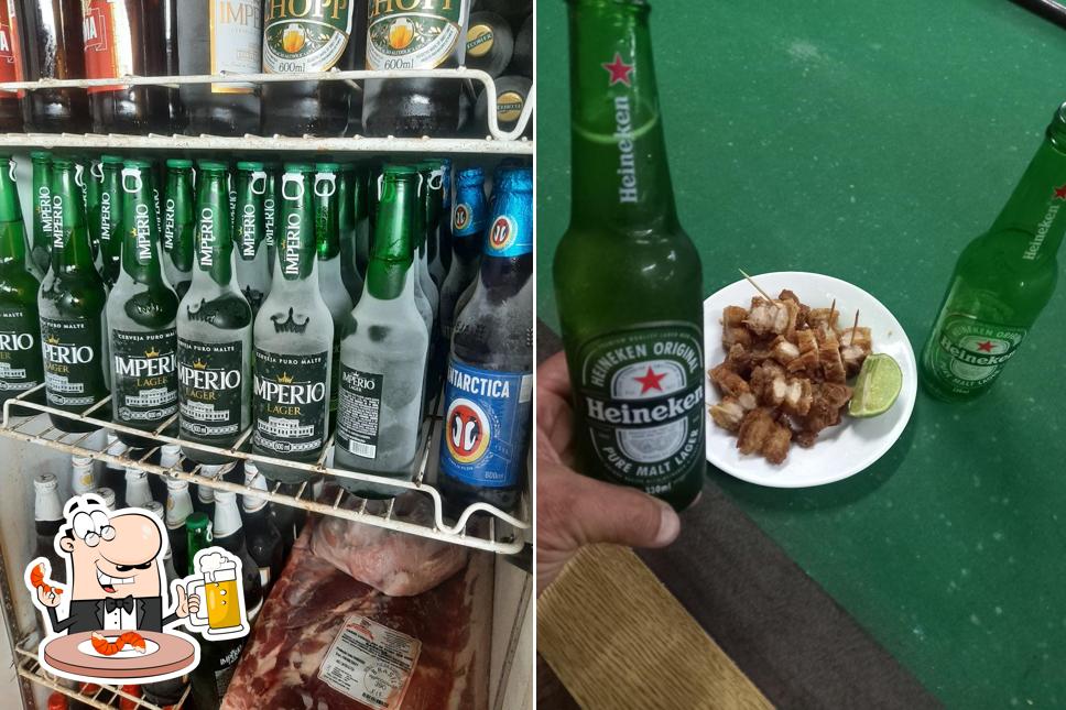 Você pode tomar uma tulipa de cerveja leve ou escura