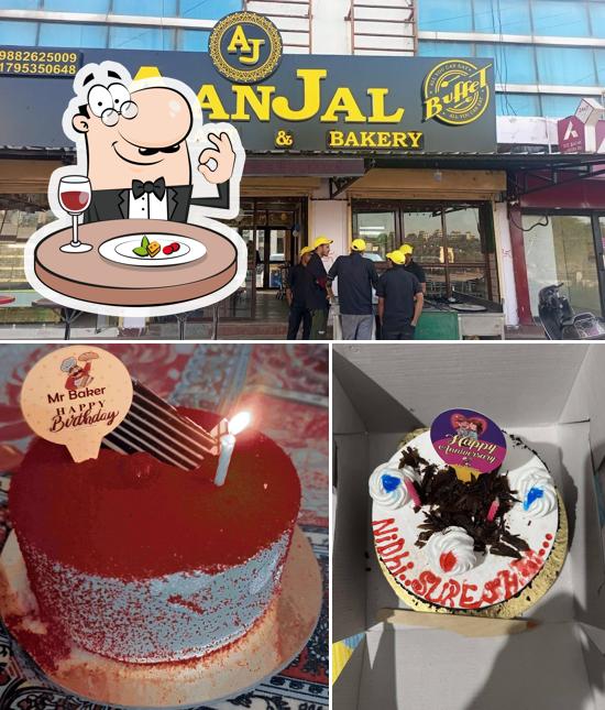 Take a look at the picture depicting food and interior at Aanjal restaurant