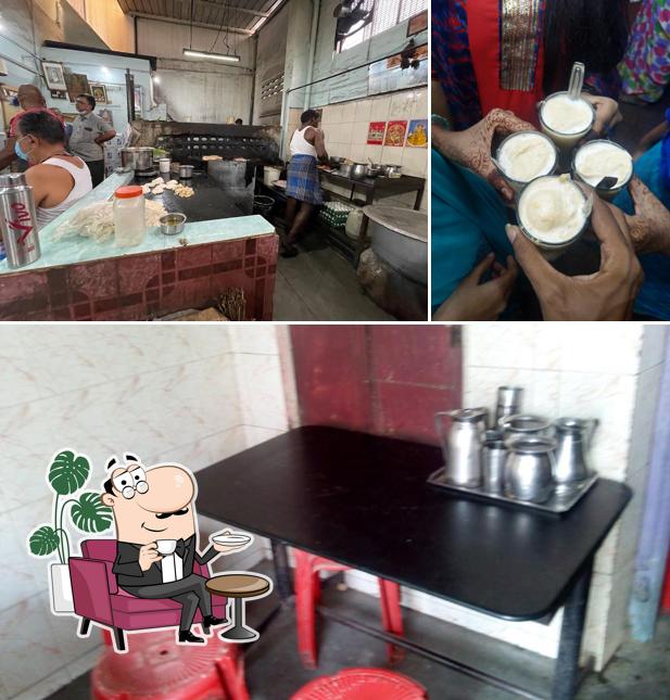 The interior of PANAIMARATHU BIRYANI KADAI