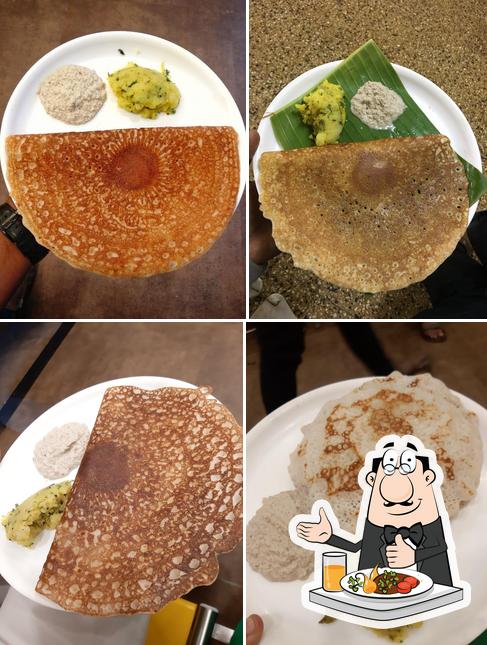 Food at Shree Mahalaxmi Davangiri Loni Dosa