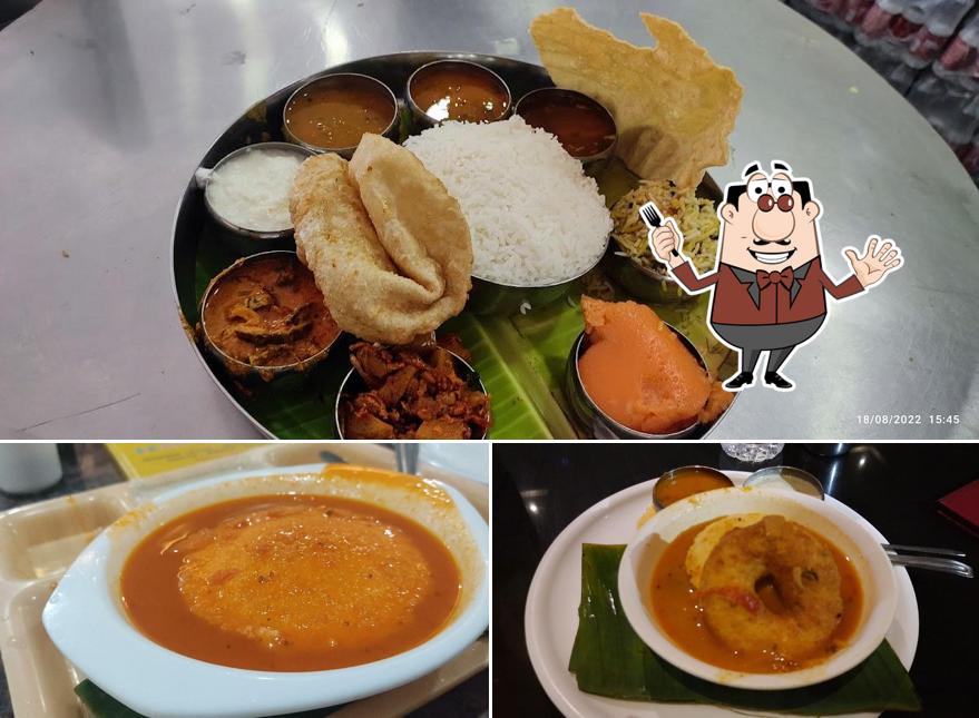 Food at Sri Sri Raghavendra Udupi Veg