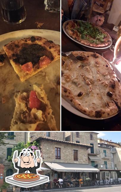 Ordina tra le svariate varianti di pizza