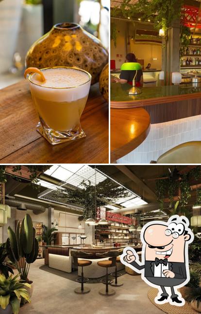 Veja imagens do interior do Funky Fresh