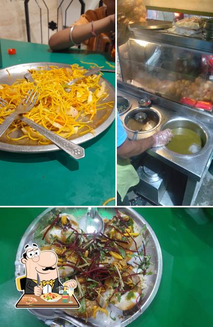 Food at SatKartar Refreshment