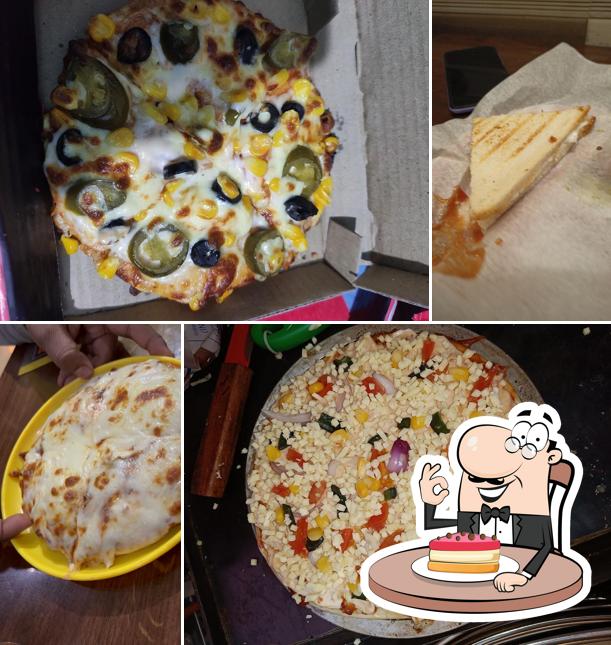 Cheesecake at Golden Pizza