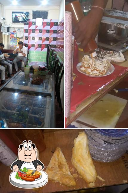 Food at Kanha Famous Indori Patties