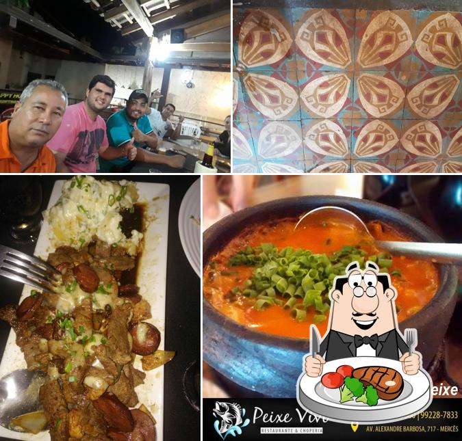 Prove refeições de carne no Restaurante Peixe vivo