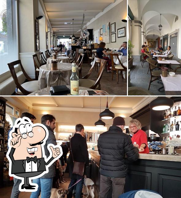 Dai un'occhiata agli interni di Bar Savoia