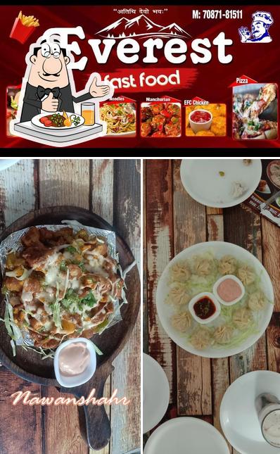 Food at Everest Fast Food