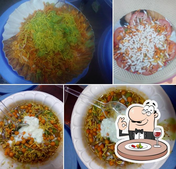 Food at Krishna Chat Corner(krishna pani poori since-1990)