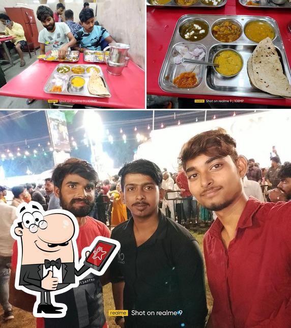 Look at this picture of Marwadi Bhojnalaya