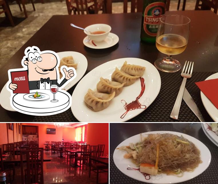 La immagine di cibo e interni da Il Dragone D'oro - Ristorante Cinese