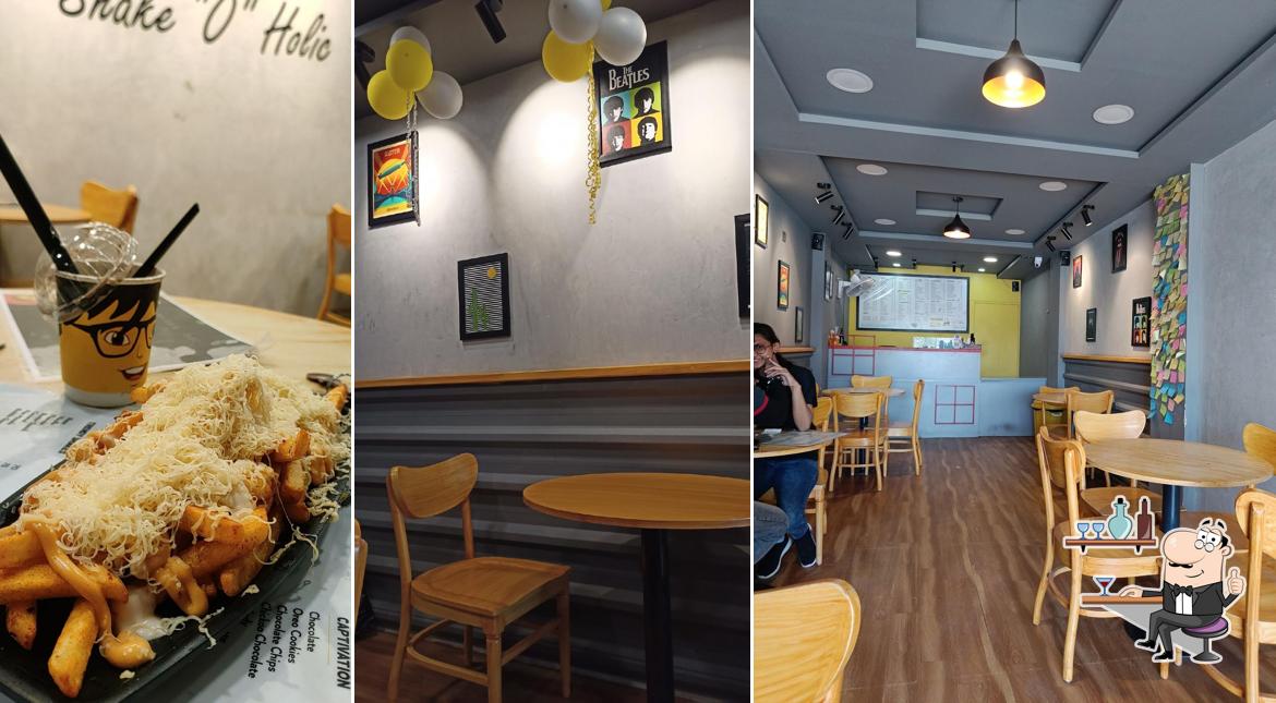 The interior of The Shake Maker, Chandkheda