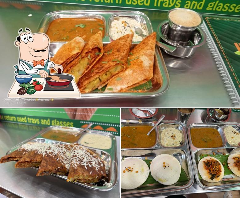 Chicken curry at IdlyGo Xpress