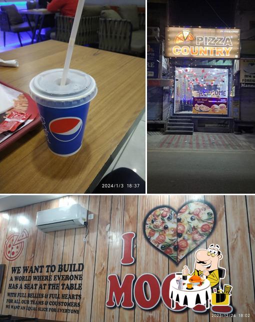 Food at PIZZA COUNTRY