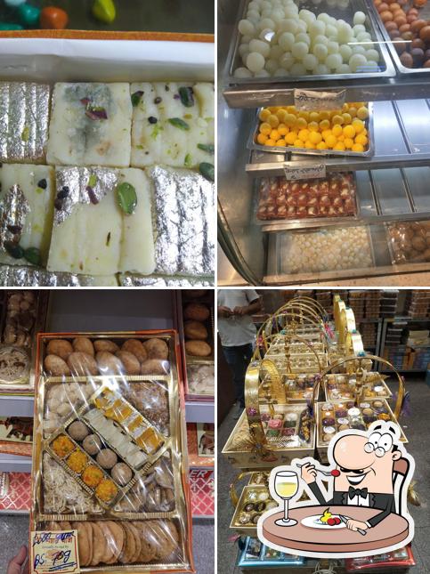 Food at MANOHAR BIKKANERI - Bhaji Boxes in Delhi