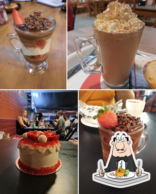 Mousse de chocolate em Charlotte