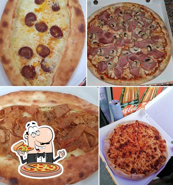 Scegli una pizza a Bahnhof Kebab & Pizza