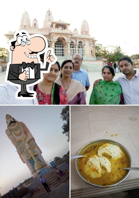 Balaji Madrasi Dosa Idli